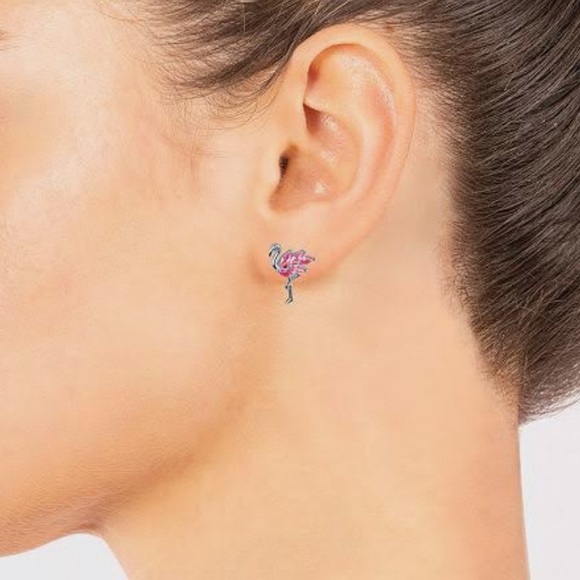 • Pink Flamingo Earrings • - Picture 3 of 5